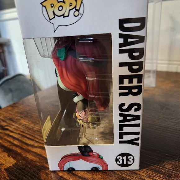 Disney Funko Pop Dapper Sally and Dapper Jack Skellington - Picture 3 of 14